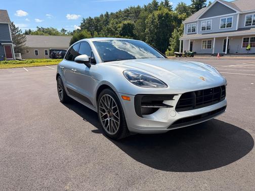 Silver 2021 Porsche Macan Macan GTS