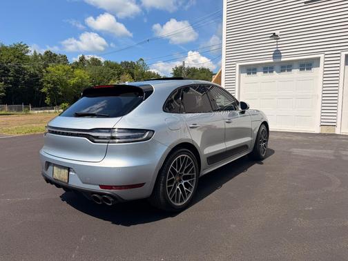 Silver 2021 Porsche Macan Macan GTS