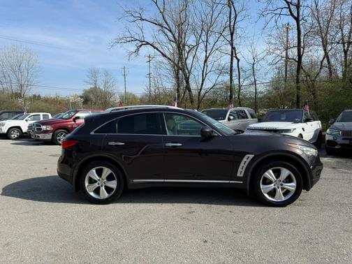 Black 2010 INFINITI FX35 Base