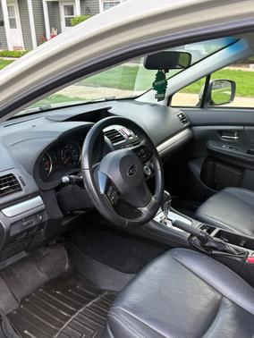Beige 2013 Subaru XV Crosstrek 2.0i Limited