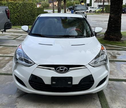 2012 Hyundai Veloster Base