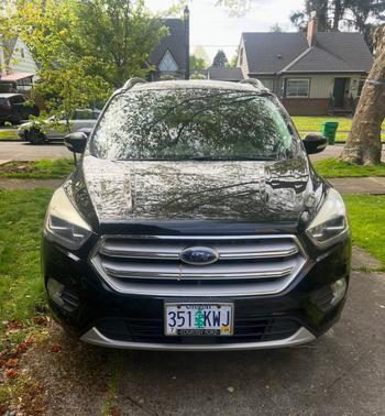 Black 2018 Ford Escape Titanium