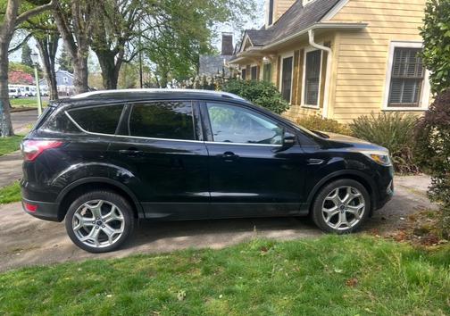Black 2018 Ford Escape Titanium