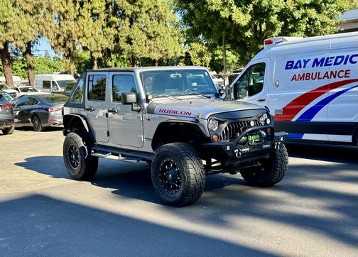 Gray 2013 Jeep Wrangler Unlimited Rubicon