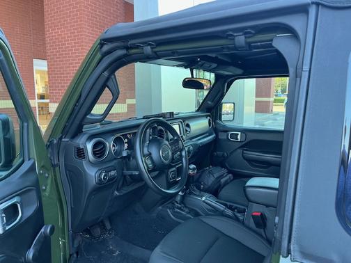 2021 Jeep Wrangler Willys Sport