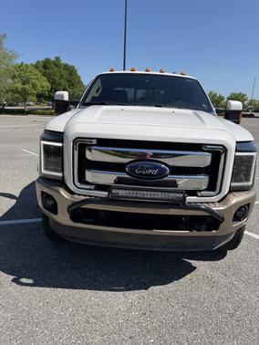 White 2014 Ford F-350 King Ranch