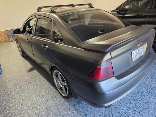 Black 2007 Ford Focus ST