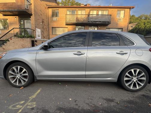 2020 Hyundai Elantra GT Base