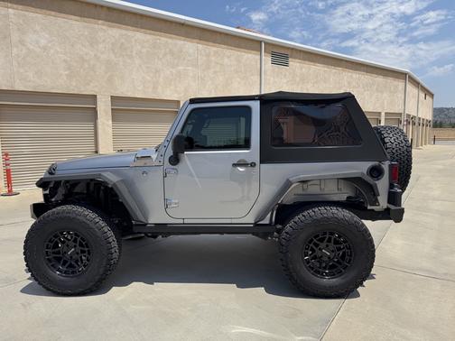 2017 Jeep Wrangler Sport