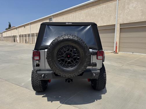2017 Jeep Wrangler Sport
