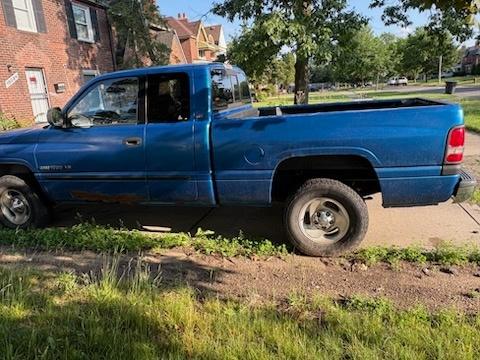 Blue 2001 Dodge Ram 1500 Quad Cab