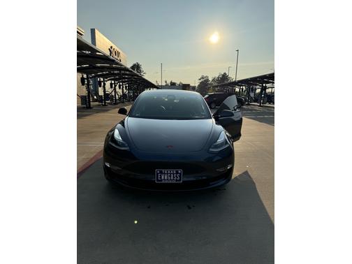 2023 Tesla Model 3 Performance