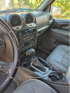2004 GMC Envoy XUV SLT