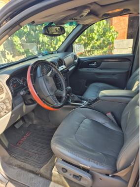 2004 GMC Envoy XUV SLT
