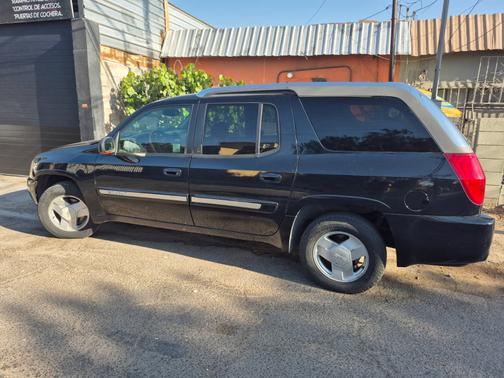 2004 GMC Envoy XUV SLT