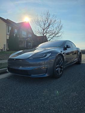 2022 Tesla Model S Plaid
