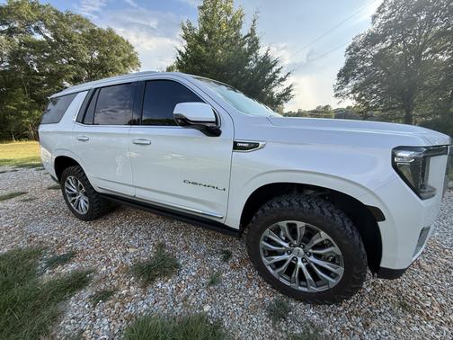White 2021 GMC Yukon Denali