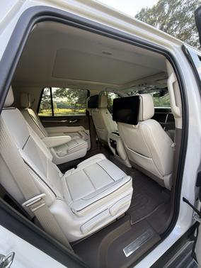 White 2021 GMC Yukon Denali