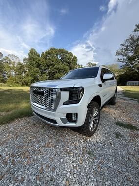 White 2021 GMC Yukon Denali