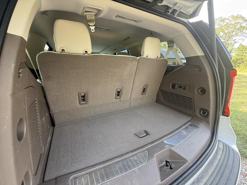 White 2021 GMC Yukon Denali