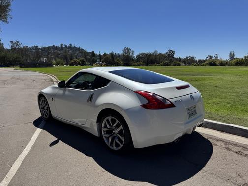 2012 Nissan 370Z Base