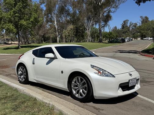 2012 Nissan 370Z Base