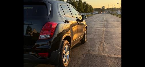Black 2019 Chevrolet Trax LS