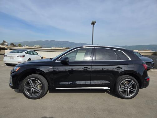 2022 Audi Q5 e 55 S line Premium Plus
