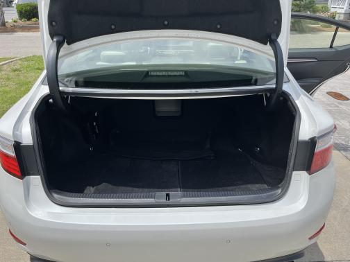 2014 Lexus ES 350 Base