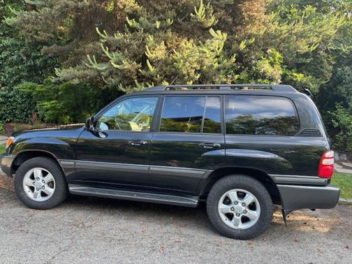 2005 Toyota Land Cruiser Base