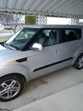 2011 Kia Soul +