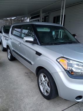 2011 Kia Soul +