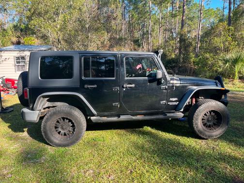Black 2007 Jeep Wrangler Unlimited Sahara