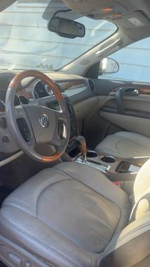 Beige 2008 Buick Enclave CXL