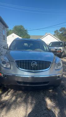 Beige 2008 Buick Enclave CXL