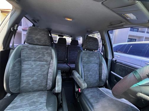 Silver 2004 Honda CR-V LX