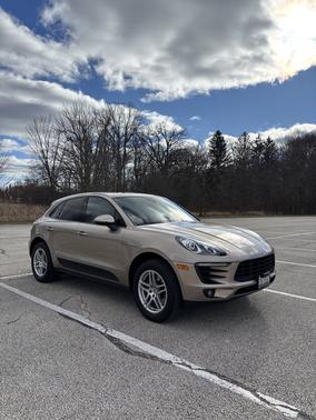 2017 Porsche Macan Macan