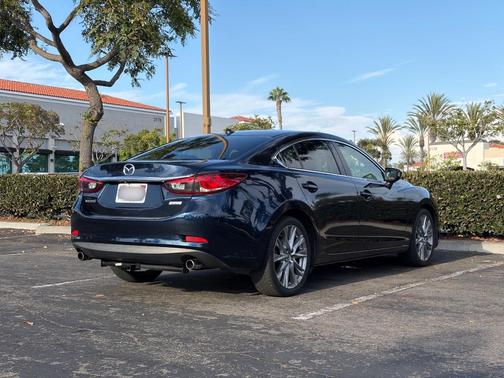 Black 2016 Mazda Mazda6 i Touring