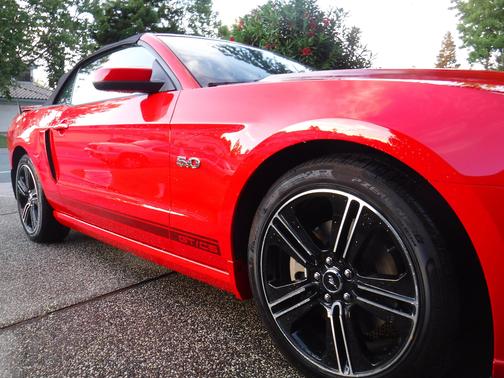 2013 Ford Mustang GT Premium