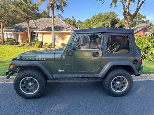 Green 2006 Jeep Wrangler Rubicon