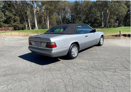 1995 Mercedes-Benz E-Class E320 Cabriolet