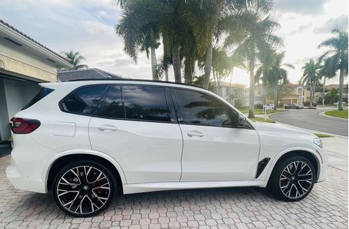 2022 BMW X5 M Base