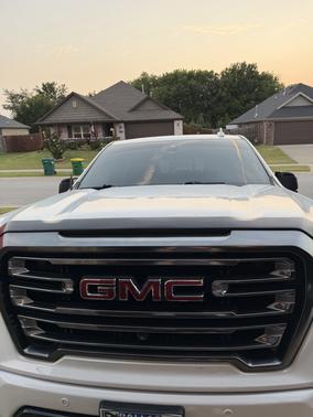 White 2020 GMC Sierra 1500 AT4