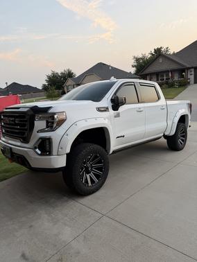 White 2020 GMC Sierra 1500 AT4
