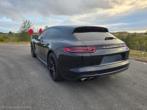 2018 Porsche Panamera Panamera 4S Sport Turismo