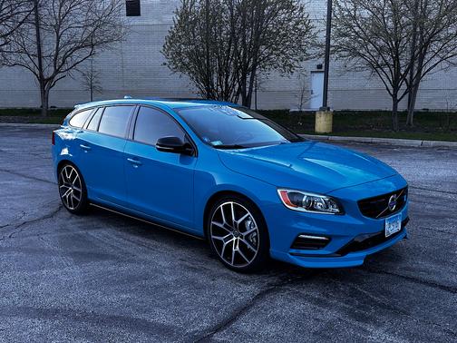 Blue 2016 Volvo V60 T6 Polestar