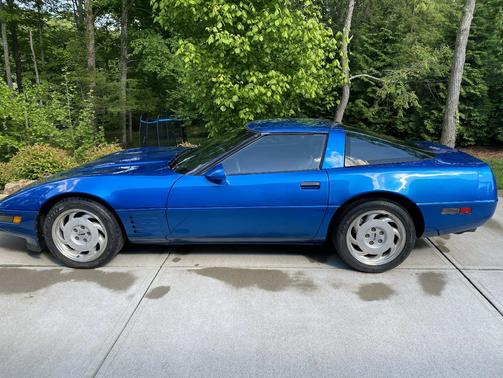 Blue 1992 Chevrolet Corvette Base