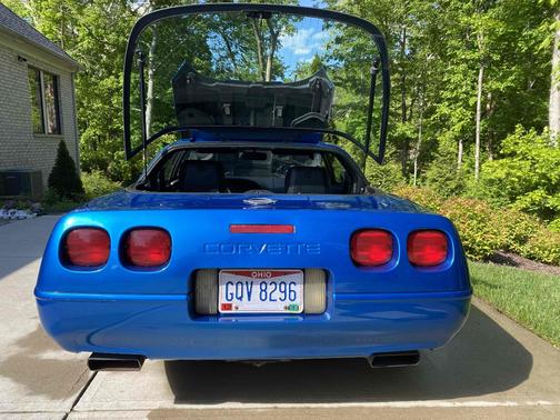 Blue 1992 Chevrolet Corvette Base