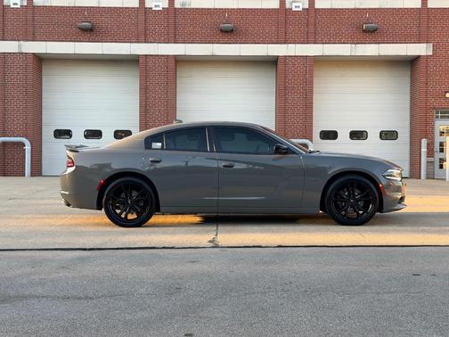 Gray 2018 Dodge Charger R/T
