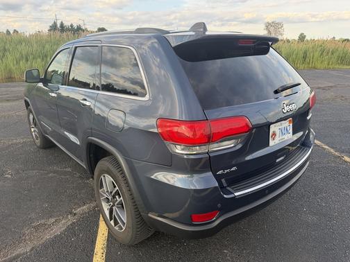 Blue 2019 Jeep Grand Cherokee Limited